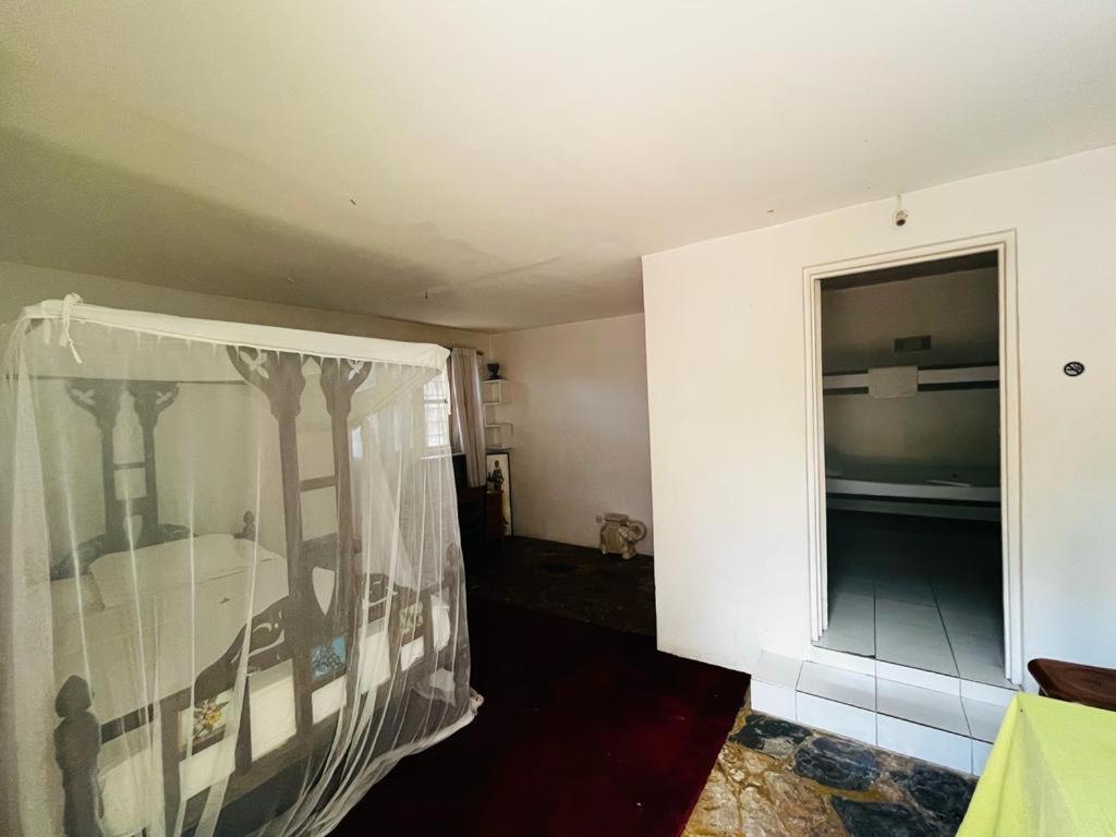 Triniti Oysterbay Hotel Dar es Salaam Værelse billede